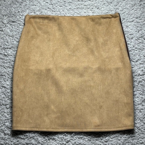 Blue Blush Skirt Womens Medium Mini Color block tan Faux Suede Stretch Western - Picture 4 of 4